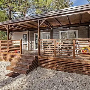Eurocamp Mobile Homes At Porton Biondi Prázdninový areál