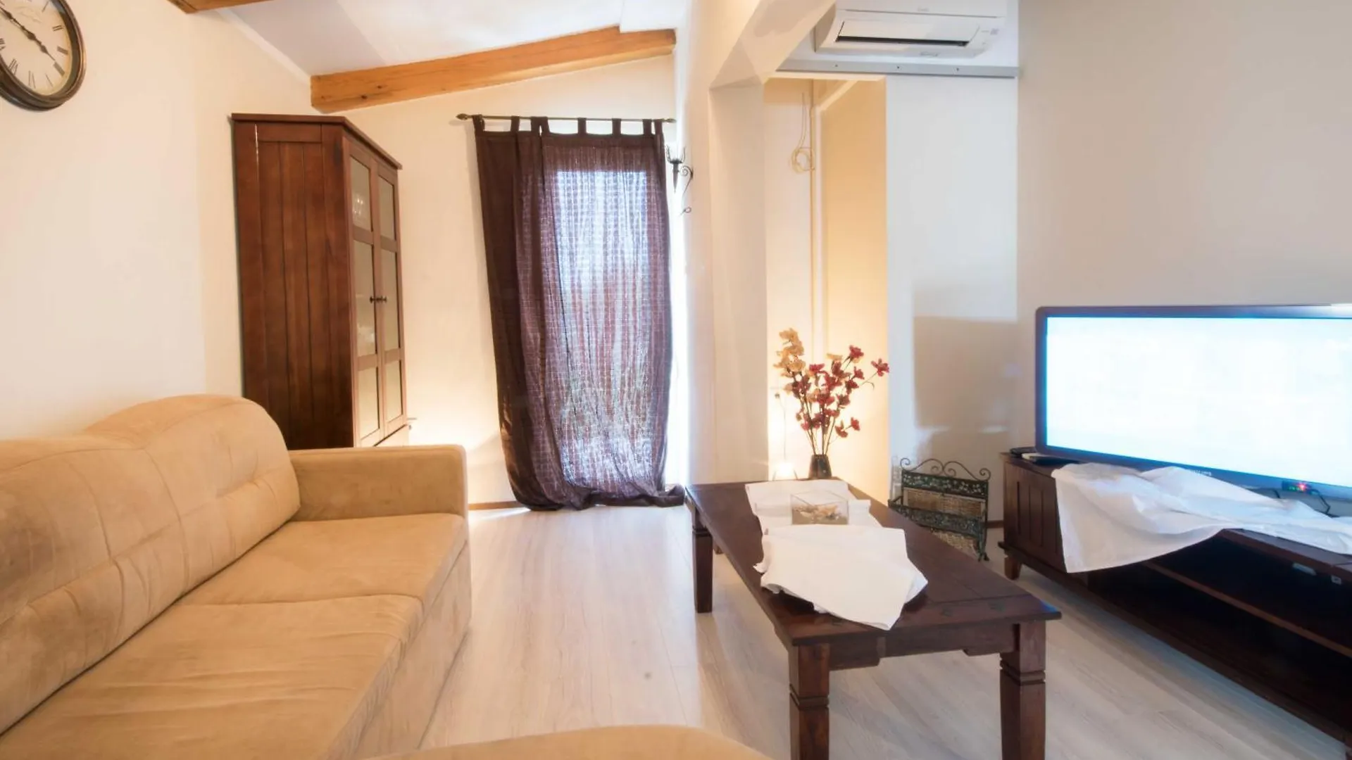 Villa Monkodonja, A Charming Summer Retreat Near Rovinj Semesterbostad