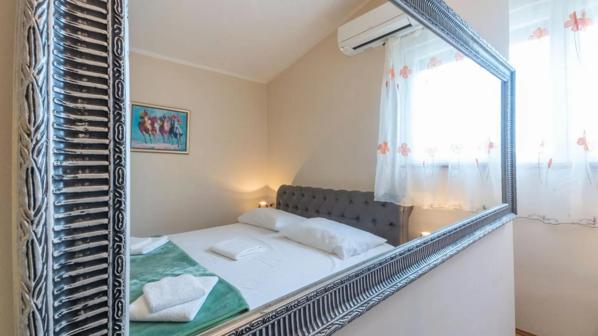 Semesterbostad Villa Monkodonja, A Charming Summer Retreat Near Rovinj Kroatien